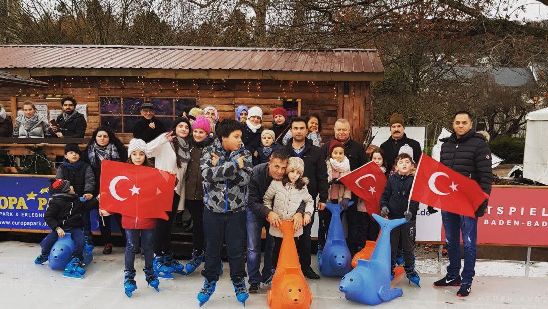 Baden Baden Türkçe Dersi Öğrencilerinin Buz Pateni Etkinliği