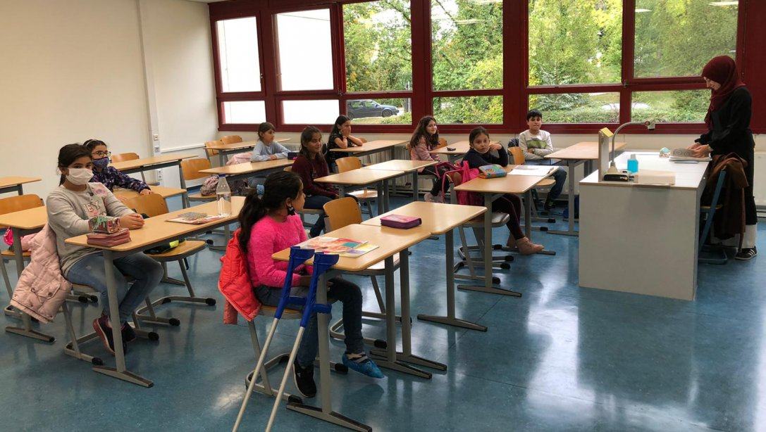 Karlsruhe Başkonsolosluğu 'Nachhilfe-Ders Takviye Kursları' Projesi  Gaggenau'da Başlatıldı